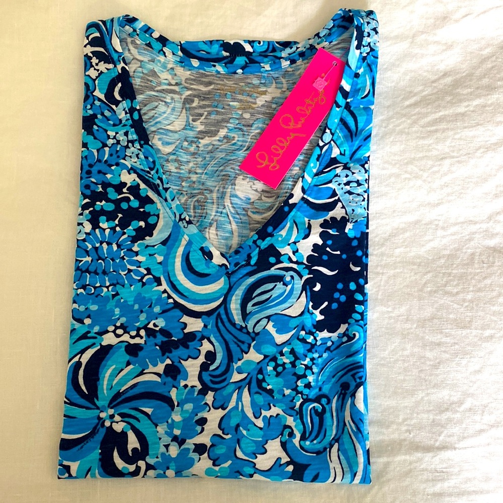 NWT Lilly Pulitzer T-Shirt